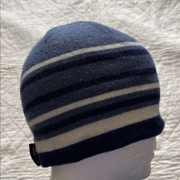 Canada Goose Wool Beanie - Picture 9 of 13